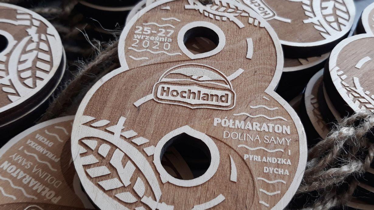 Projekt drewnianych medali 212