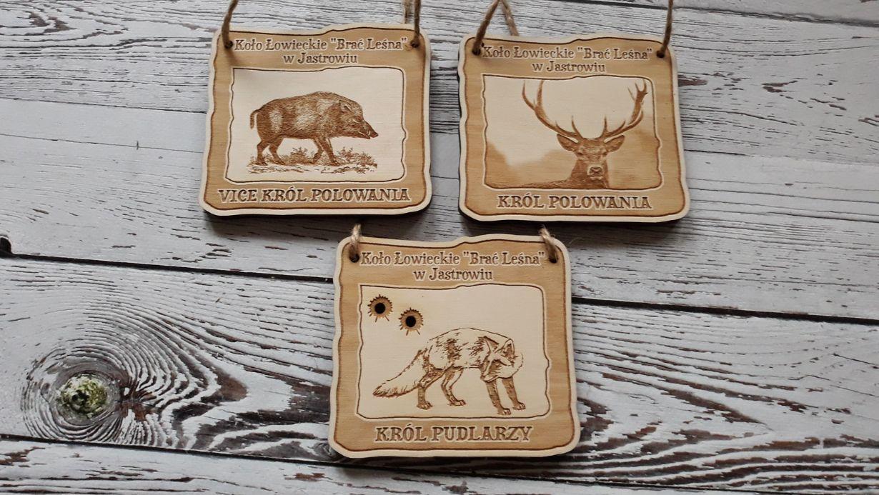 Projekt drewnianych medali 213