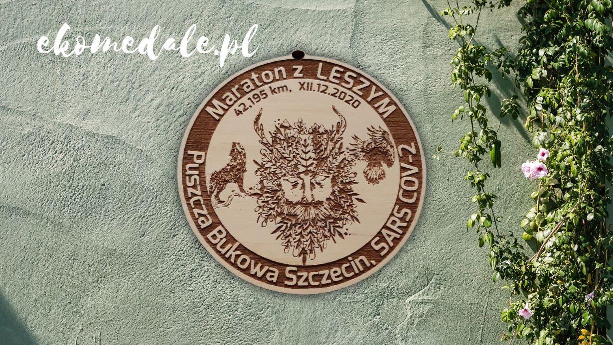 Projekt drewnianych medali 131