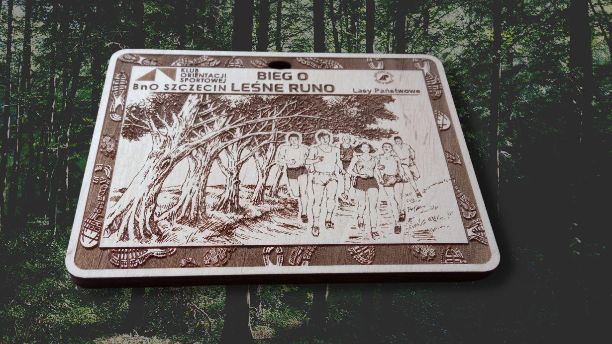 Projekt drewnianych medali 260