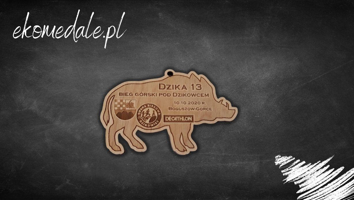 Projekt drewnianych medali 67