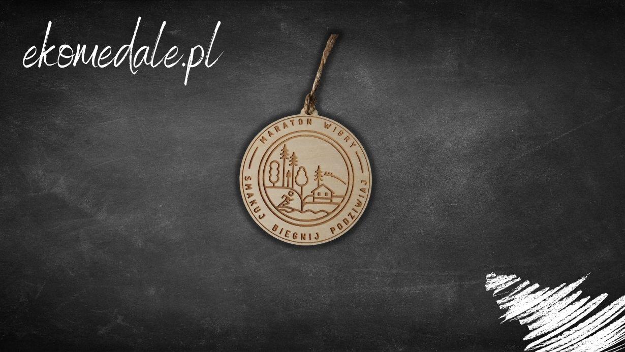 Projekt drewnianych medali 50