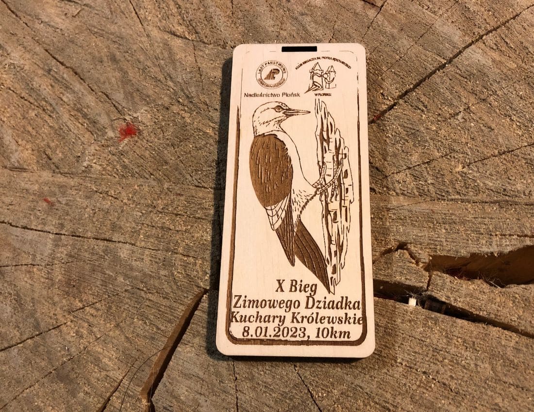 Projekt drewnianych medali 1092