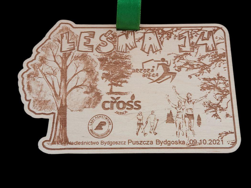 Projekt drewnianych medali 313