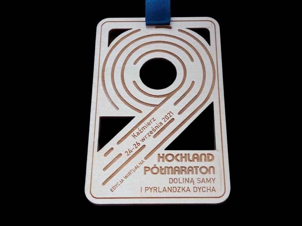 Projekt drewnianych medali 331