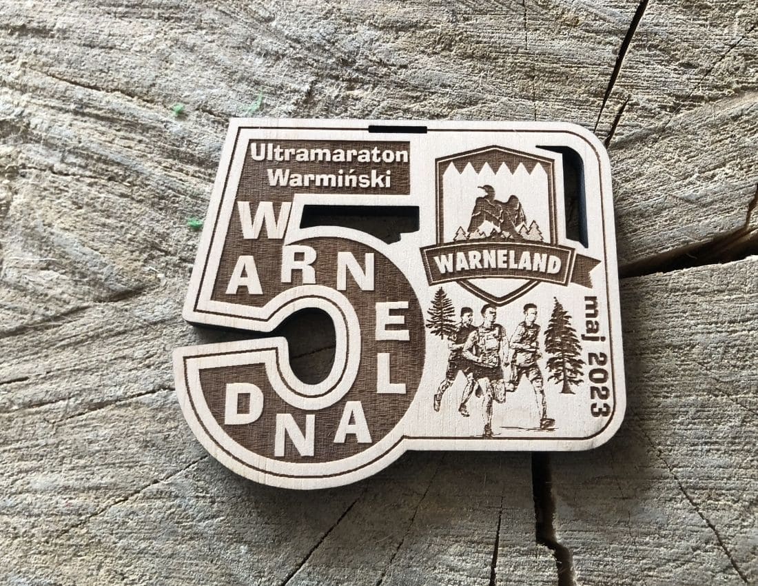 Projekt drewnianych medali 1304