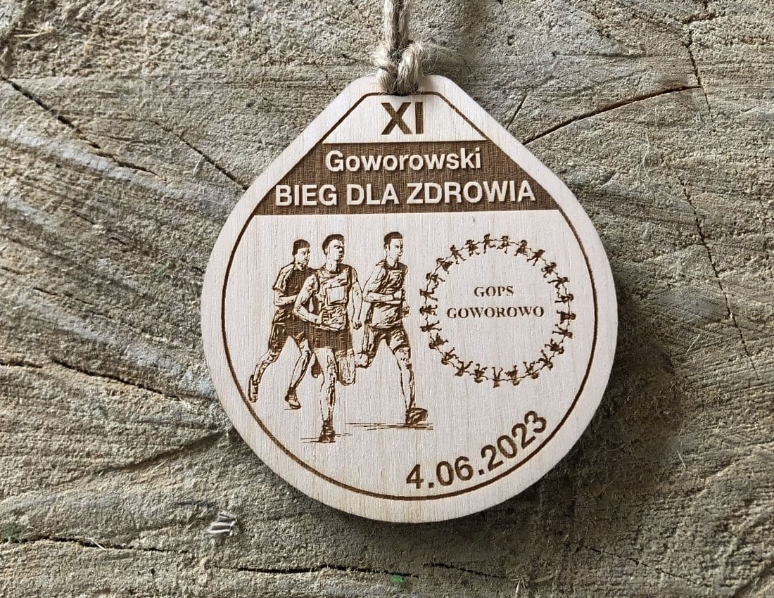 Projekt drewnianych medali 1307