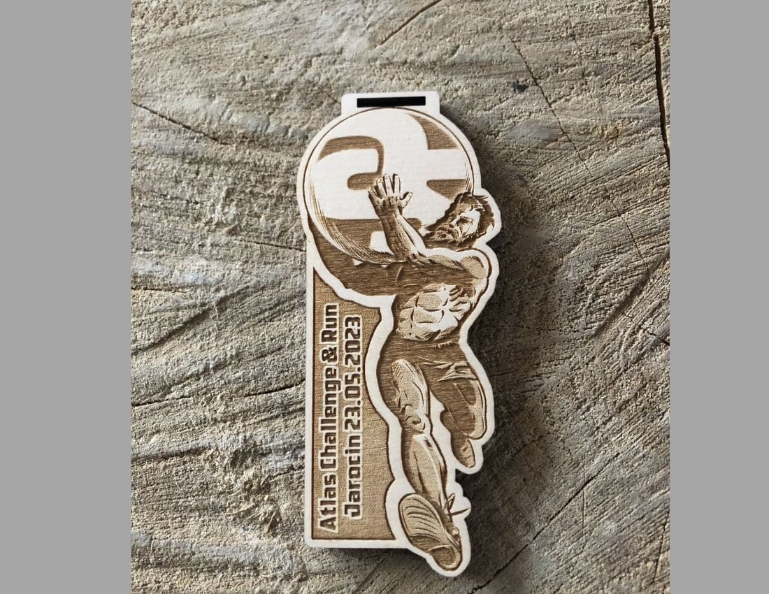 Projekt drewnianych medali 1314