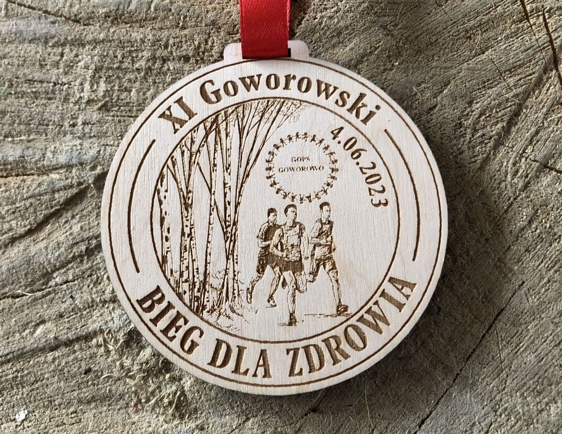 Projekt drewnianych medali 1318