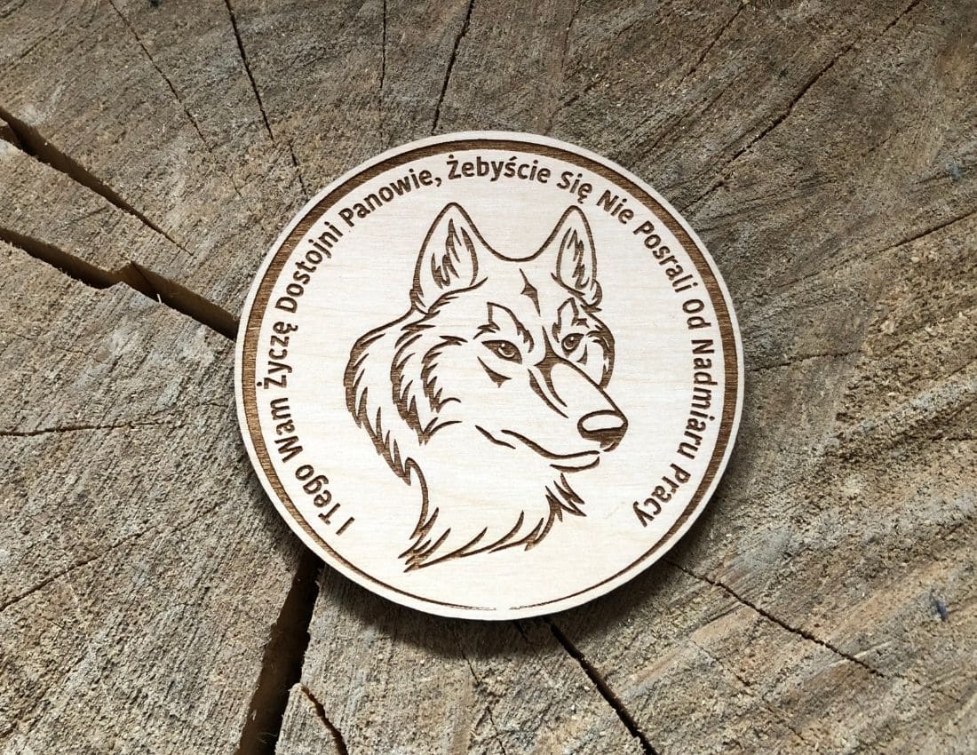 Projekt drewnianych medali 599