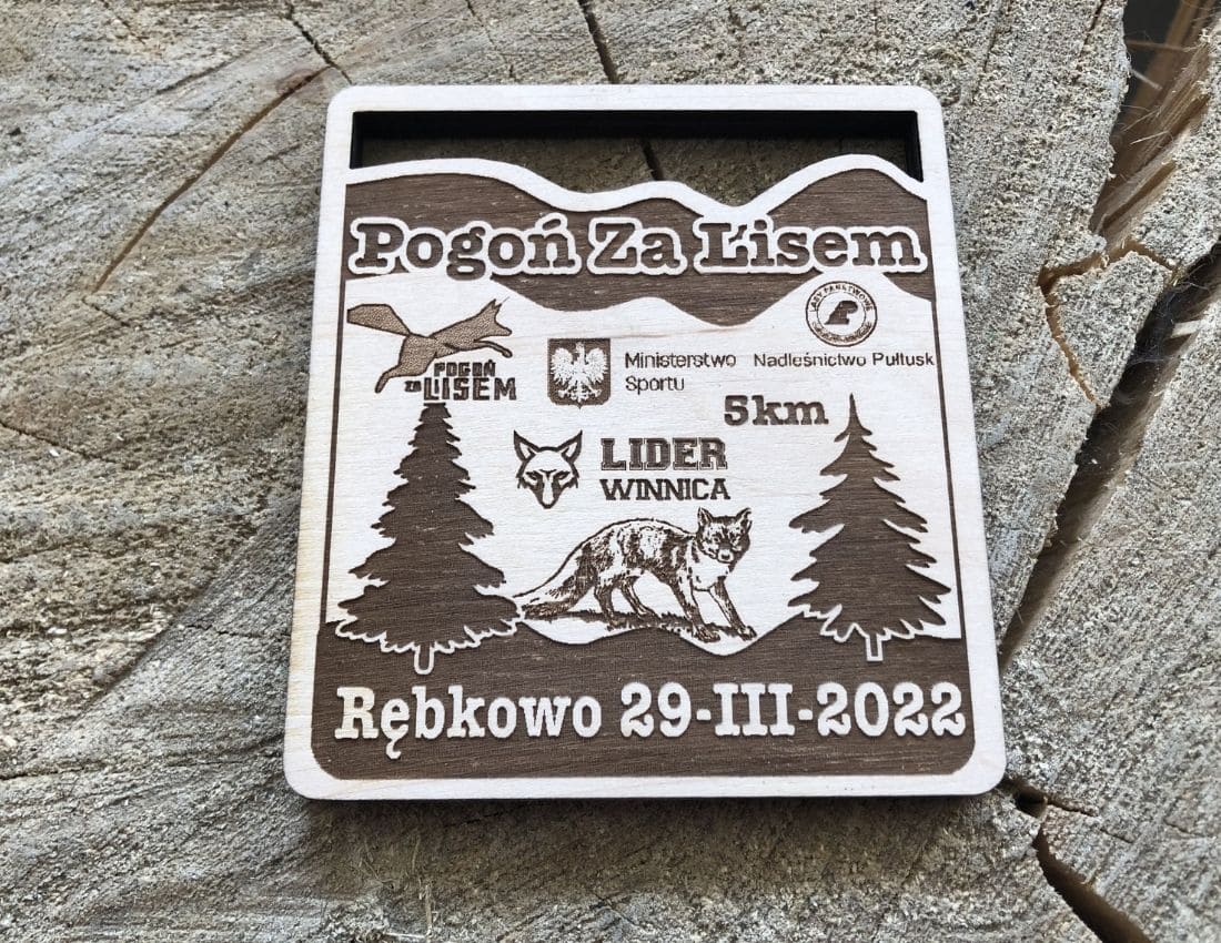 Projekt drewnianych medali 672