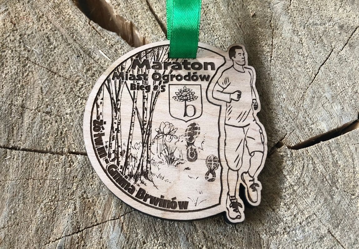 Projekt drewnianych medali 741