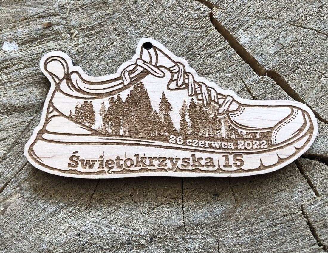 Projekt drewnianych medali 665