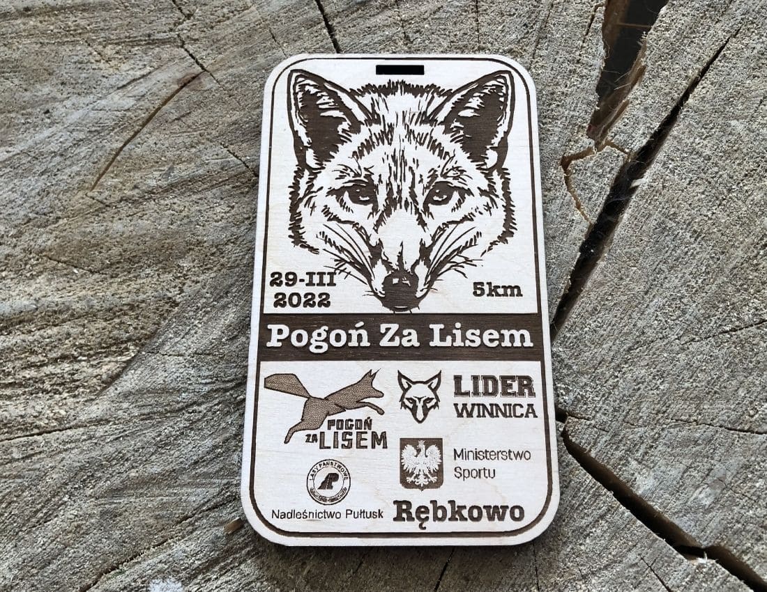 Projekt drewnianych medali 703