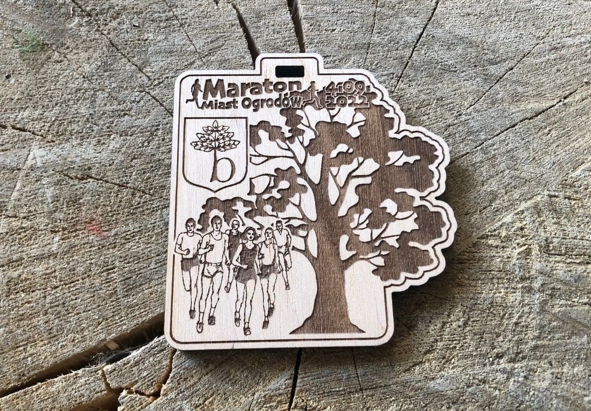 Projekt drewnianych medali 760