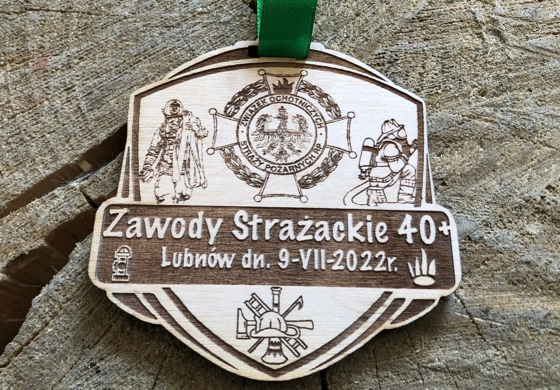 Projekt drewnianych medali 779