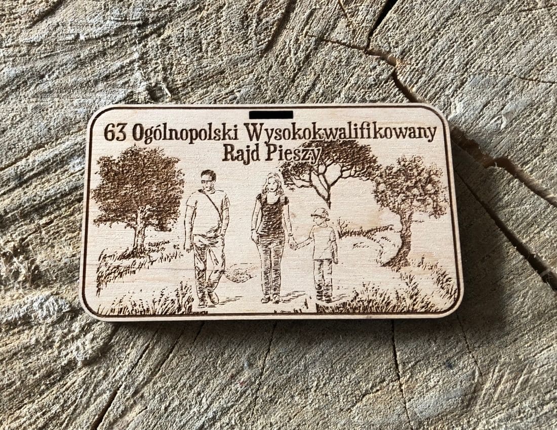 Projekt drewnianych medali 789