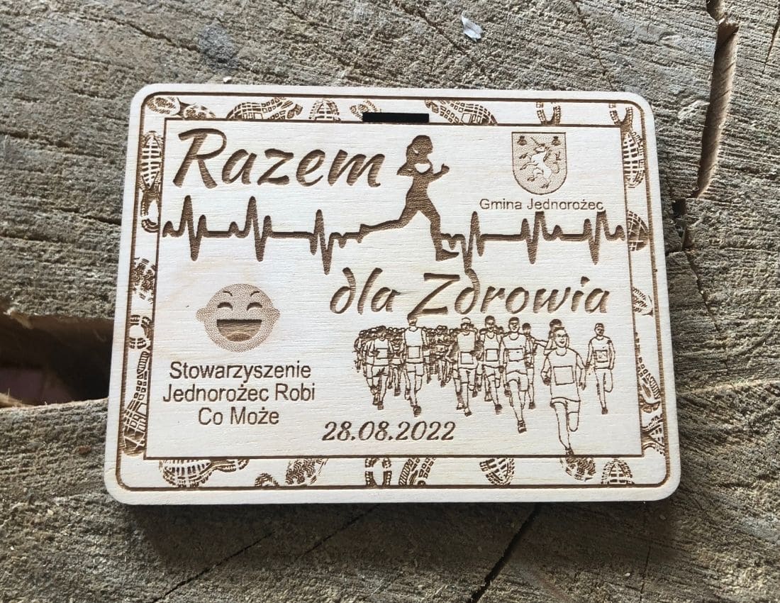 Projekt drewnianych medali 849