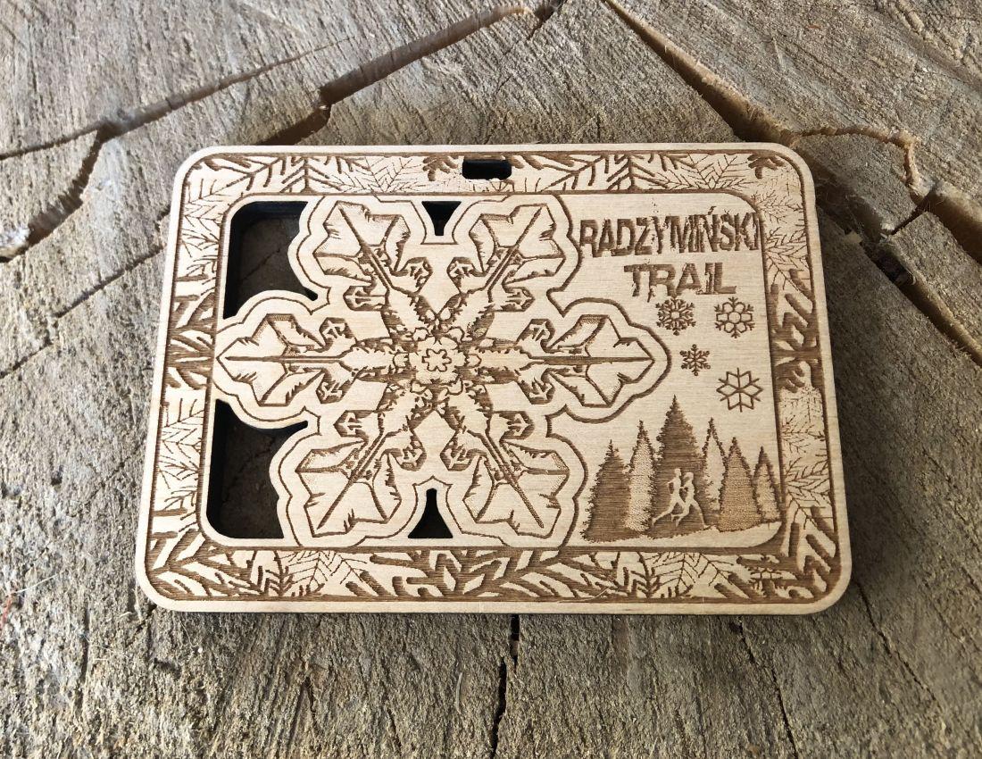 Projekt drewnianych medali 1072