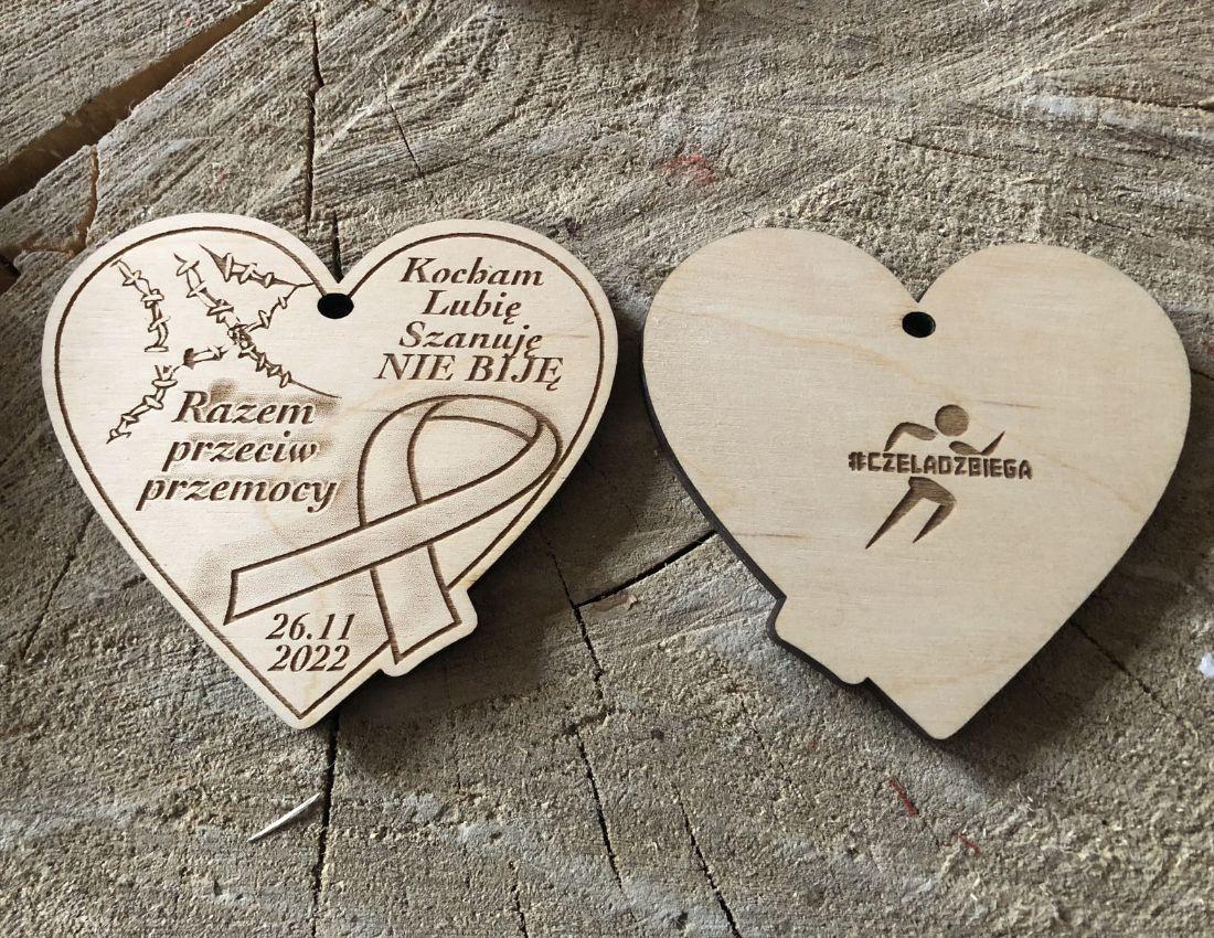 Projekt drewnianych medali 1054