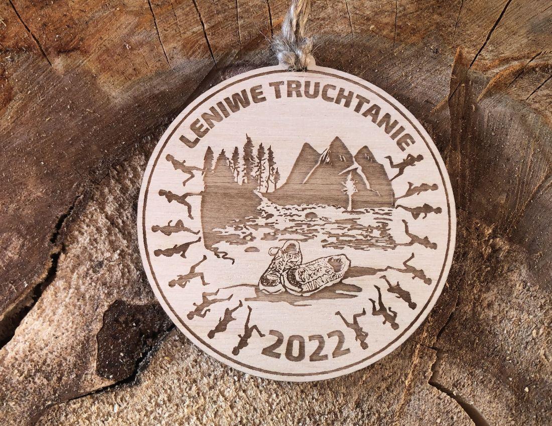 Projekt drewnianych medali 1055