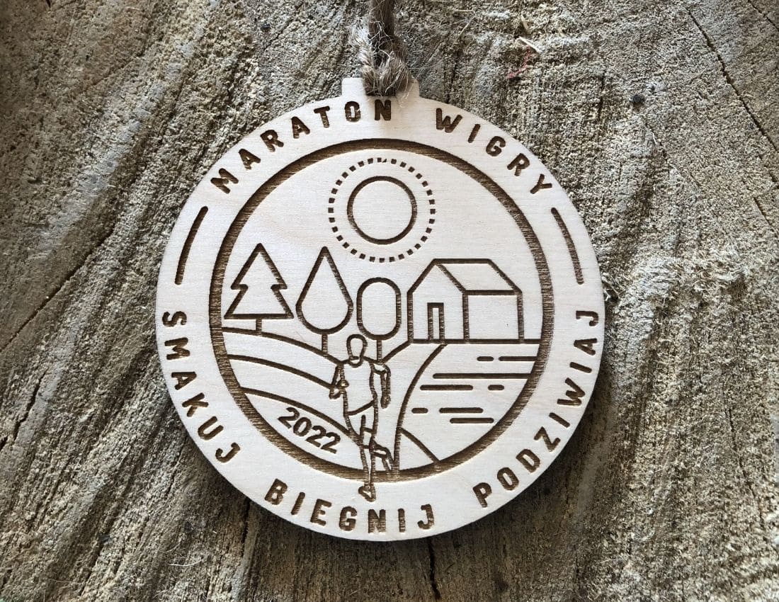 Projekt drewnianych medali 865