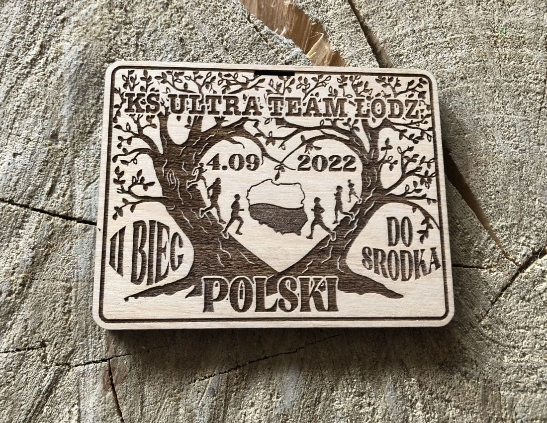 Projekt drewnianych medali 895