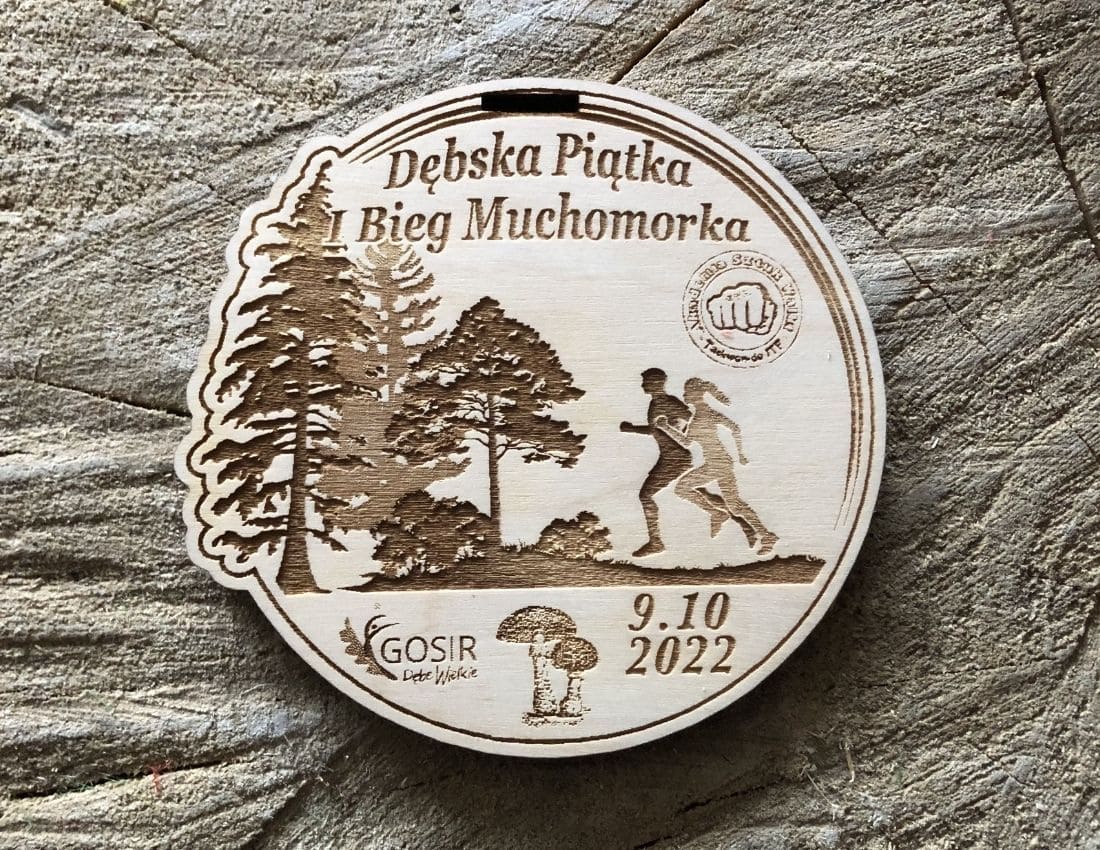 Projekt drewnianych medali 942