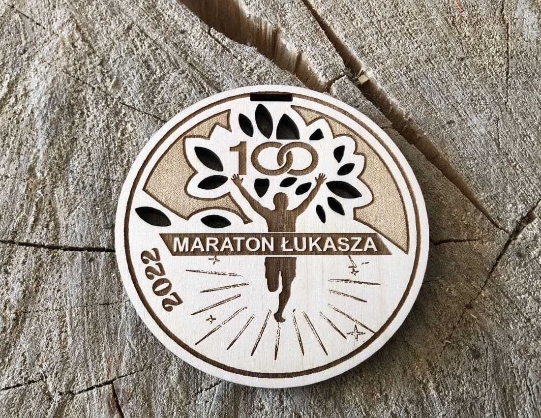 Projekt drewnianych medali 991