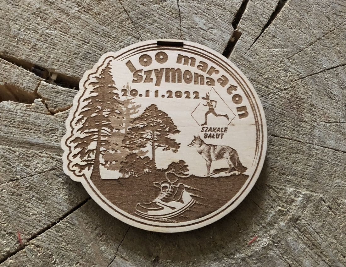 Projekt drewnianych medali 1029