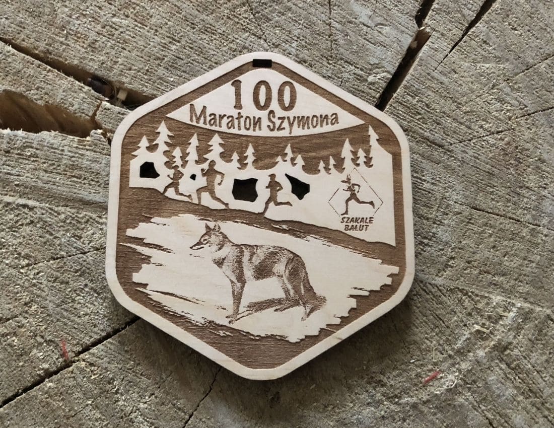 Projekt drewnianych medali 1050