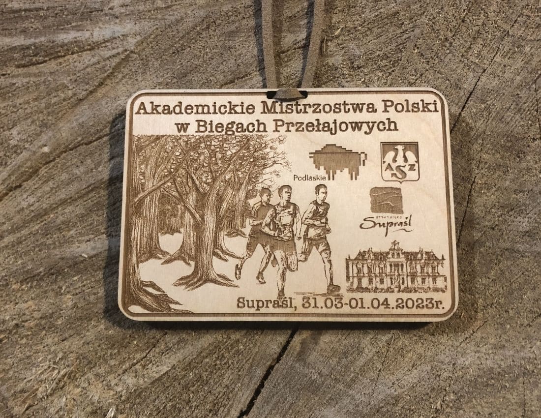 Projekt drewnianych medali 1194