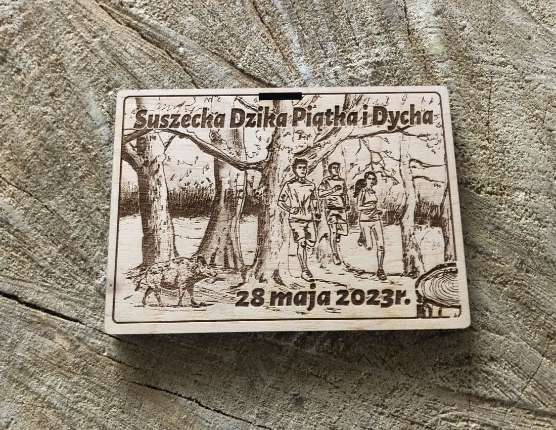 Projekt drewnianych medali 1227