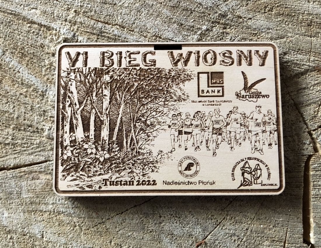 Projekt drewnianych medali 1235