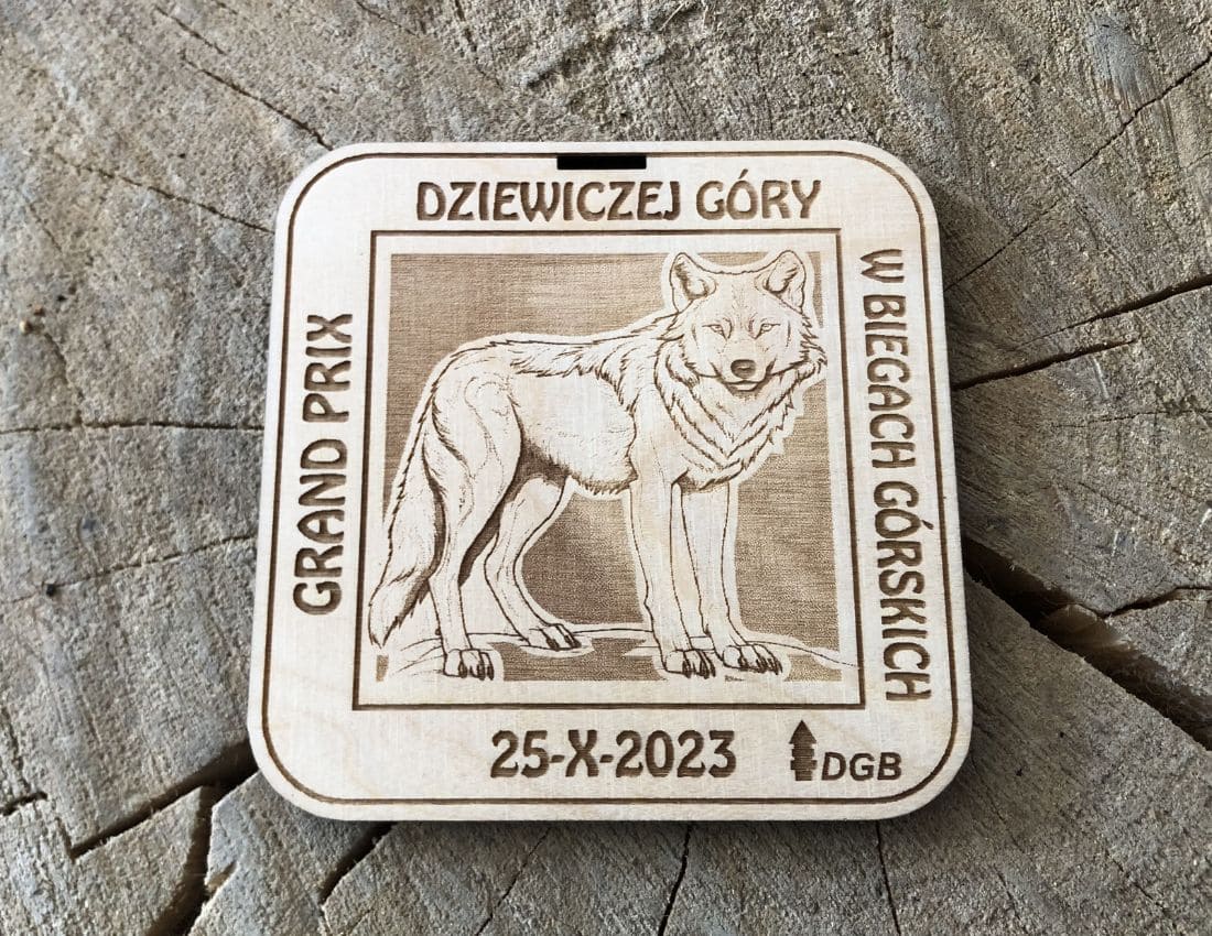 Projekt drewnianych medali 1478