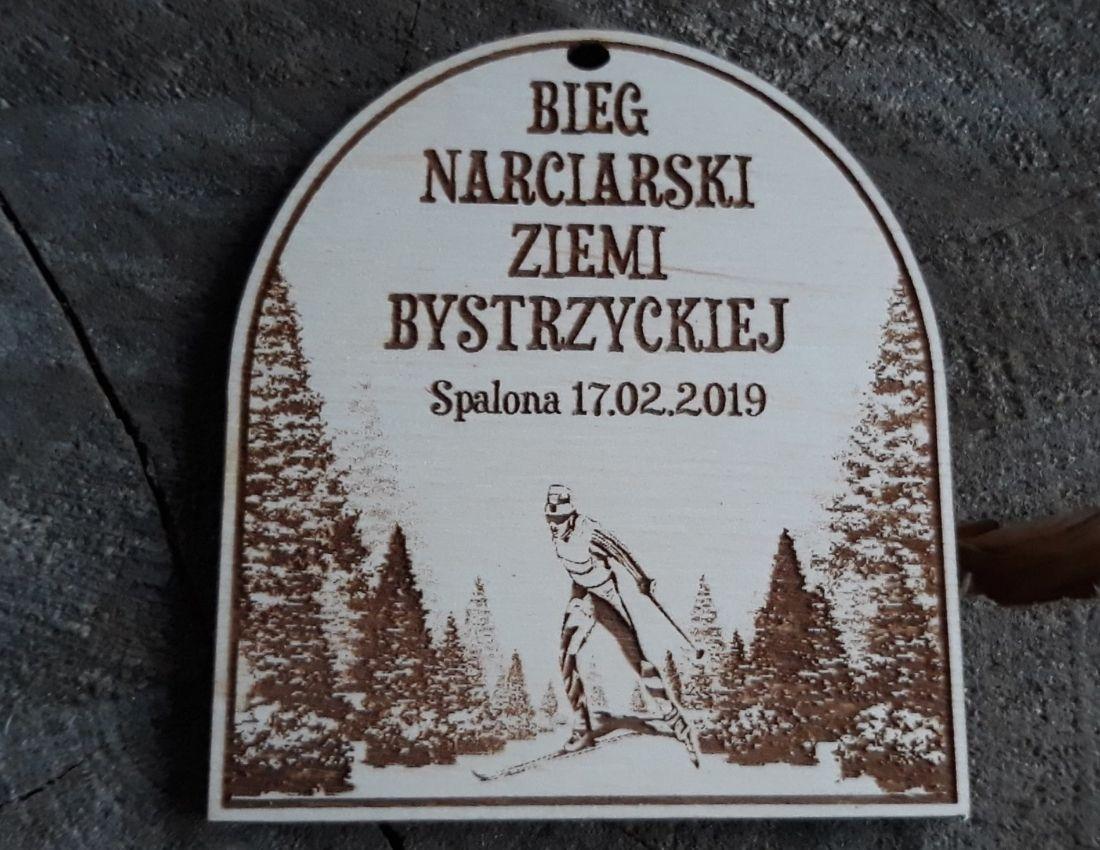 Projekt drewnianych medali 2264