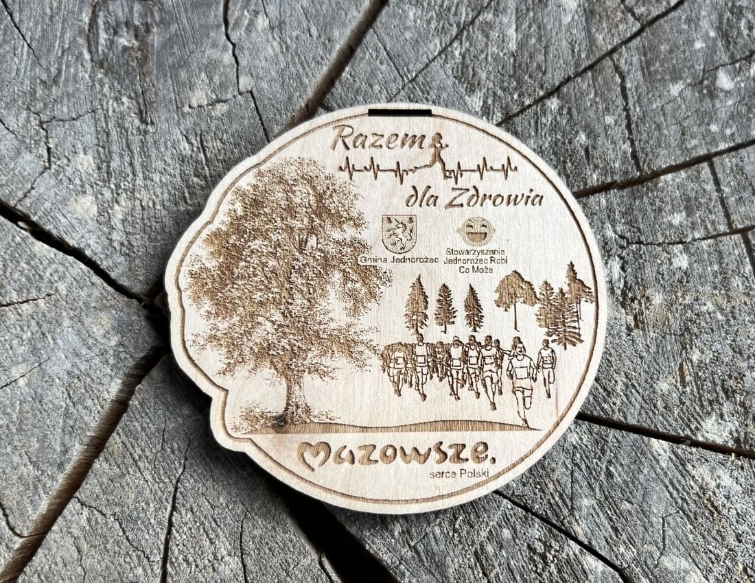 Projekt drewnianych medali 1398