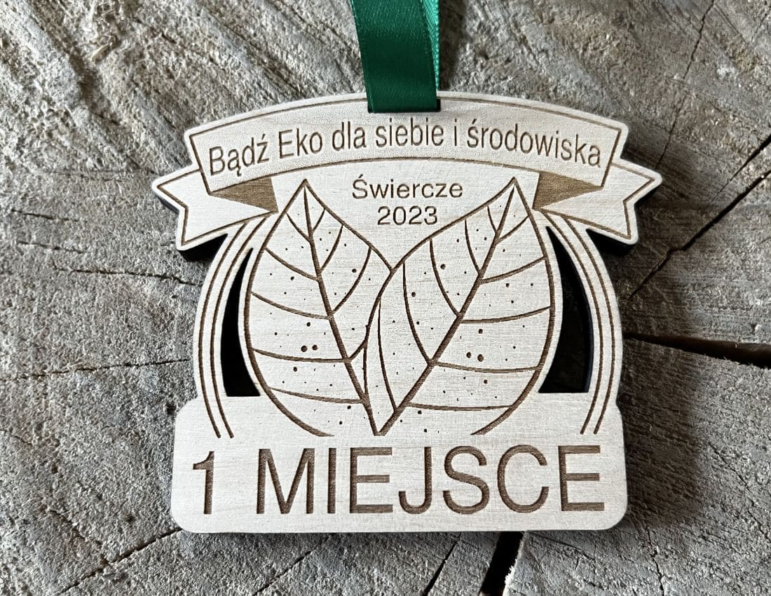 Projekt drewnianych medali 1431