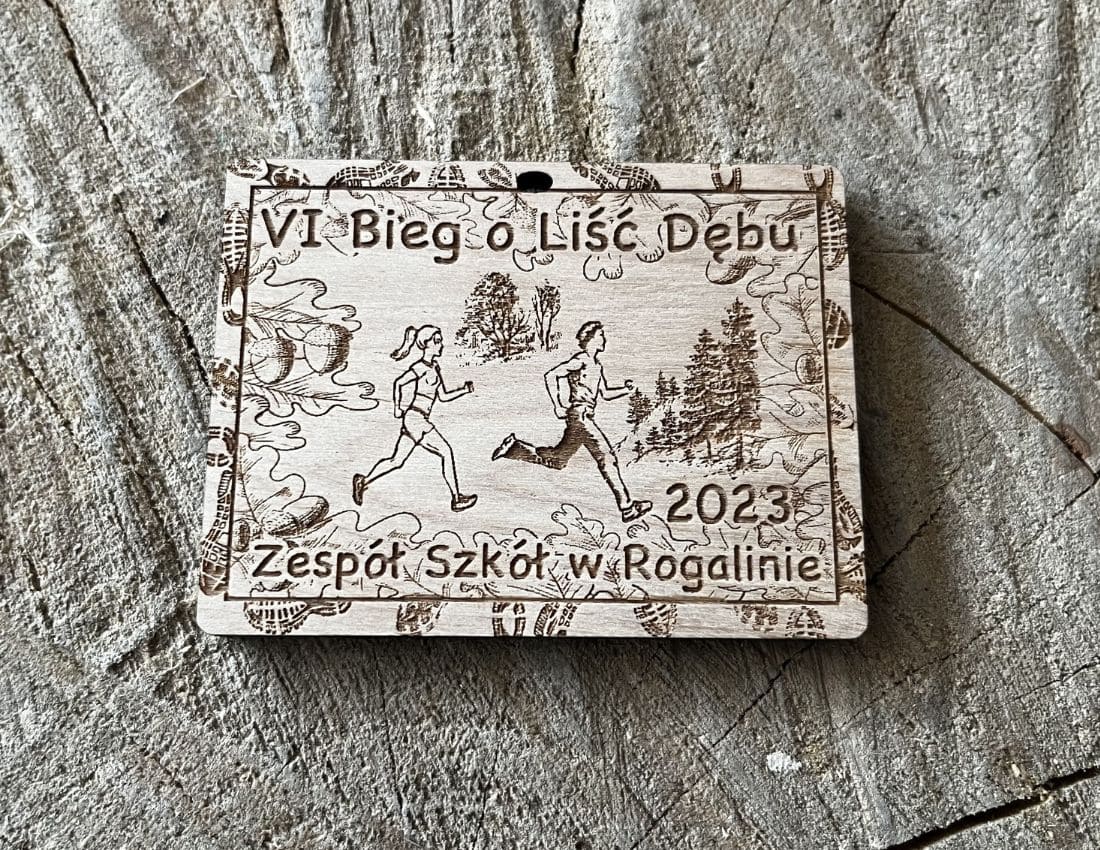 Projekt drewnianych medali 1408