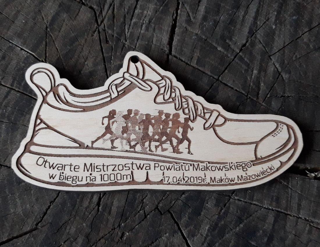 Projekt drewnianych medali 2165